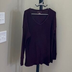 American Eagle long sleeve v neck top